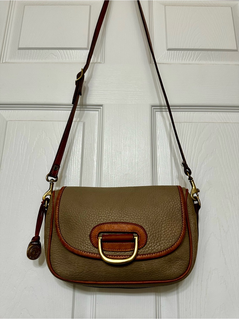 Vintage Donney & Bourke Leather Crossbody Saddle Bag
